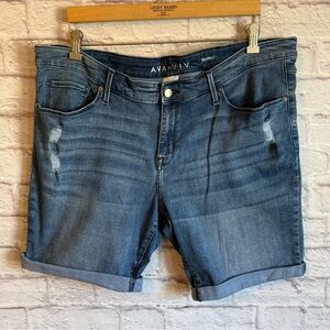Ava & Viv Distressed Denim Blue Jean Shorts 20W